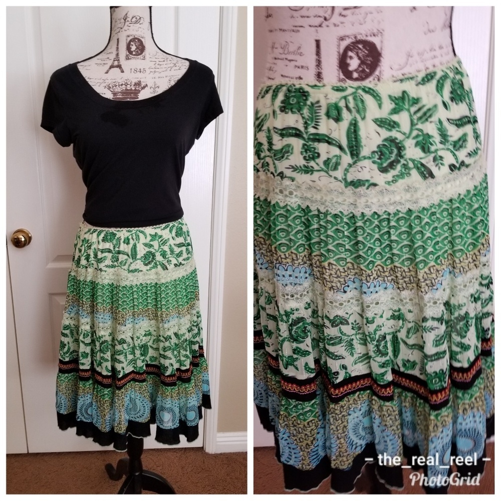 AZIZ FLARRED SKIRT